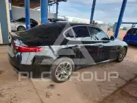 2018 Alfa Romeo Giulia photo