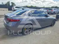 2018 Alfa Romeo Giulia фото