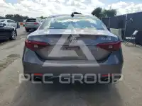 2018 Alfa Romeo Giulia фото