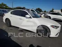 2018 Alfa Romeo Giulia photo