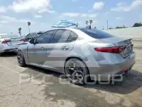 2018 Alfa Romeo Giulia фото