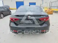 2018 Alfa Romeo Giulia фото