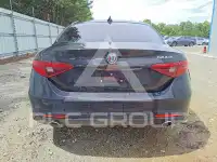 2018 Alfa Romeo Giulia фото