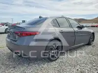 2018 Alfa Romeo Giulia фото