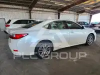 2018 Lexus ES300 photo