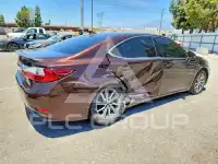 2018 Lexus ES300 photo