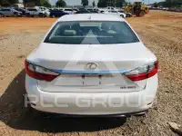 2018 Lexus ES photo