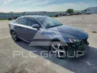 2018 Lexus IS photo