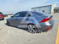 2018 Lexus IS photo