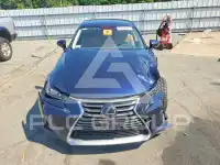 2018 Lexus IS photo