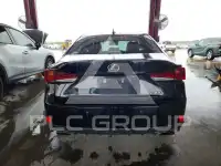 2018 Lexus IS photo