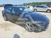 2018 Lexus IS photo