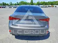 2018 Lexus IS photo