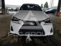 2018 Lexus IS photo