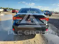 2018 Lexus IS photo