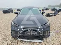 2018 Lexus IS photo
