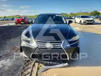 2018 Lexus IS photo