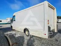 2018 Isuzu NPR фото