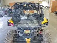 2018 Can-AM Sidebyside фото