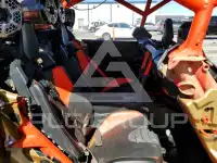 2018 Can-AM Sidebyside фото