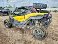 2018 Can-AM Sidebyside фото