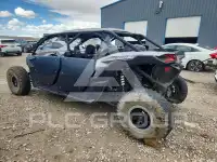 2018 Can-AM Sidebyside фото