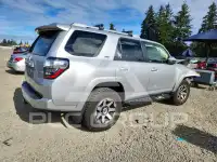 2018 Toyota 4 RUNNER photo