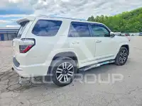 2018 Toyota 4 RUNNER photo