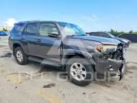 2018 Toyota 4 RUNNER photo