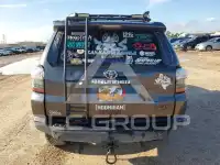 2018 Toyota 4 RUNNER photo