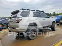 2018 Toyota 4 RUNNER photo