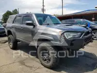 2018 Toyota 4 RUNNER фото