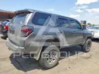2018 Toyota 4 RUNNER фото