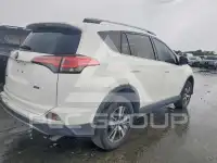 2018 Toyota RAV4 photo