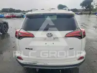 2018 Toyota RAV4 photo