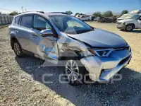 2018 Toyota RAV4 фото