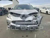 2018 Toyota RAV4 photo