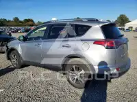 2018 Toyota RAV4 photo