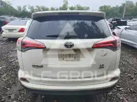 2018 Toyota RAV4 фото