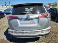 2018 Toyota RAV4 фото