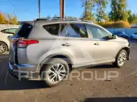 2018 Toyota RAV4 фото