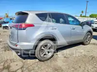 2018 Toyota RAV4 фото