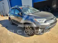 2018 Toyota RAV4 photo
