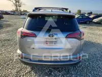 2018 Toyota RAV4 фото