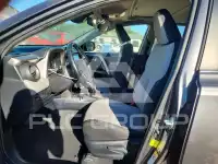 2018 Toyota RAV4 фото