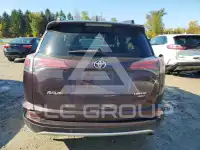 2018 Toyota RAV4 photo