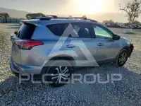 2018 Toyota RAV4 фото