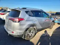 2018 Toyota RAV4 photo