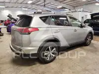 2018 Toyota RAV4 фото