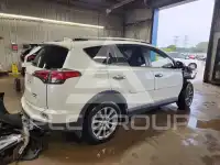 2018 Toyota RAV4 фото
